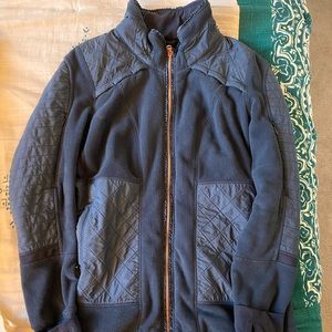 Lululemon navy fleece jacket with insulated panels
